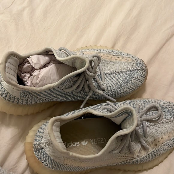 YEEZY Boost 350 V2 Men’s Sneakers - Cloud White (Size 5.5) Tags Included - Picture 8 of 9